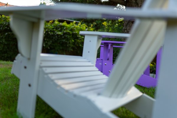 Adirondack Chair im Garten
